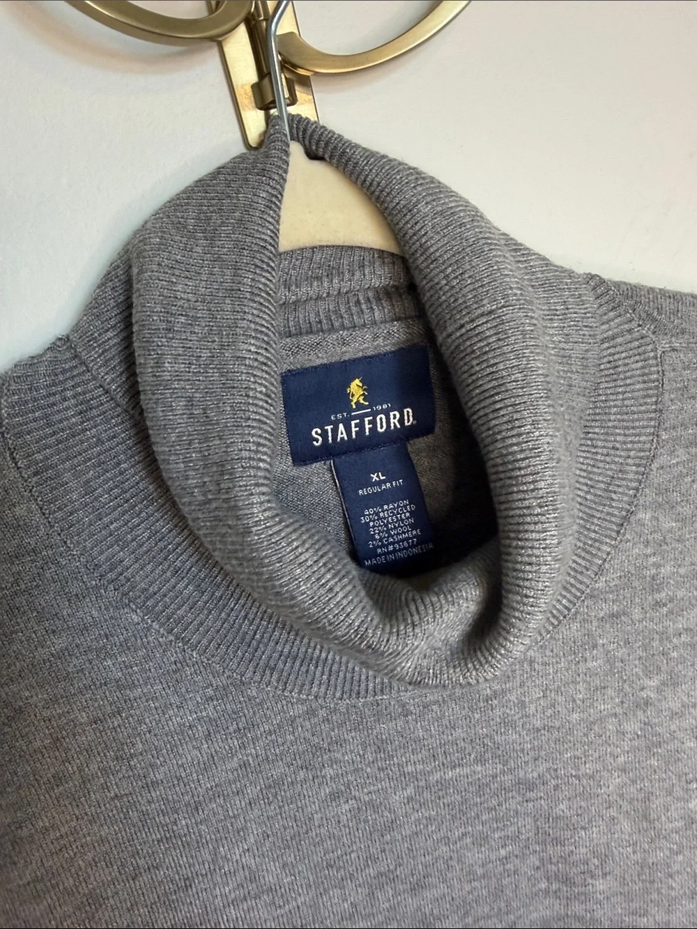 Stafford Light Gray Men's Turtleneck Sweater